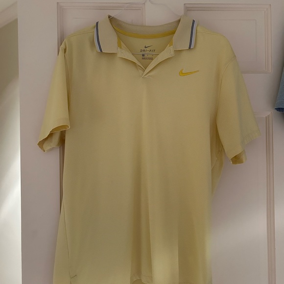 Nike Dri-Fit Golf Polos ( set of 3), size large - Picture 4 of 7